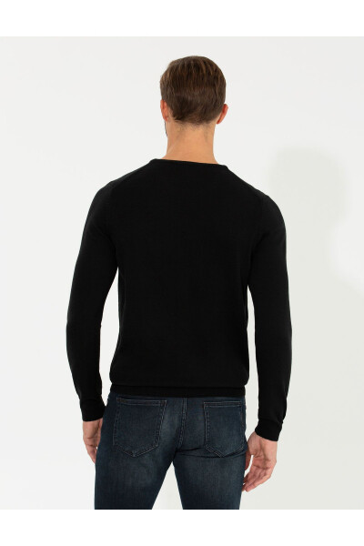 Black Slim Fit Crew Neck Basic Knit Sweater - 11