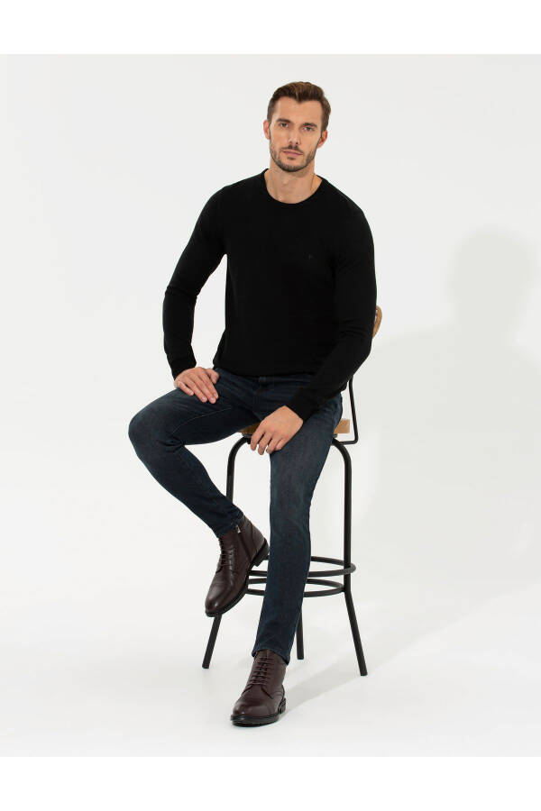 Black Slim Fit Crew Neck Basic Knit Sweater - 1