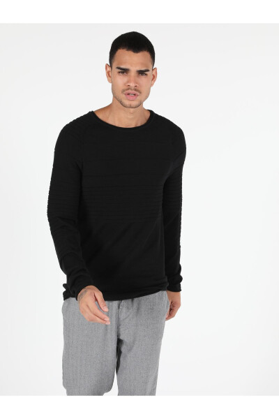 Black slim fit crew neck men's sweater - 1