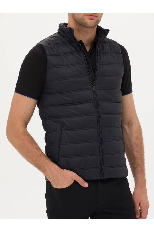 Black Vest 50248677-VR046 - 6