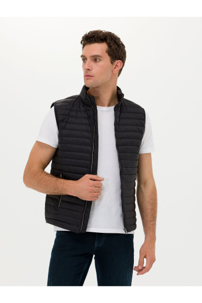 Black Vest 50266336-VR046 - 1