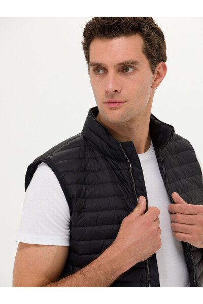 Black Vest 50266336-VR046 - 3