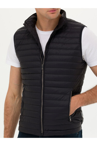 Black Vest 50266336-VR046 - 6