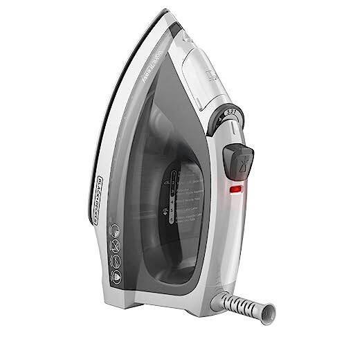 BLACK+DECKER Light ‘N Easy Compact Steam Iron, IR1020S, Stainless Steel Soleplate, Spray Mist, Anti-Drip, Auto Shutoff - 2