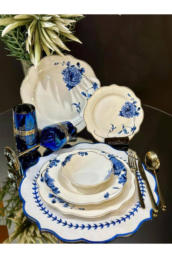 Blue Blanche 24 Piece 6 Person Bone Porcelain Dinner Set - 3