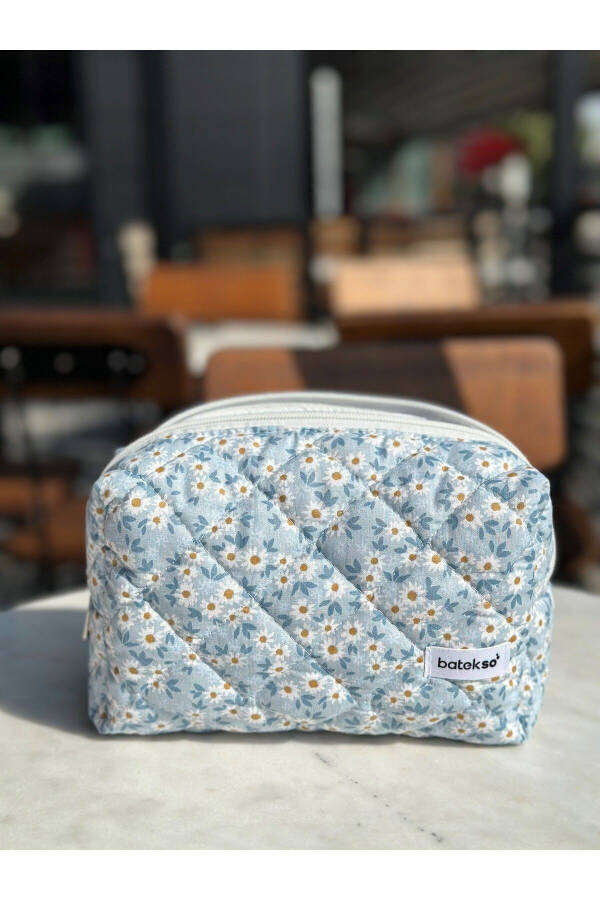 Blue Daisy Pattern Makeup Bag - Large Size - 5