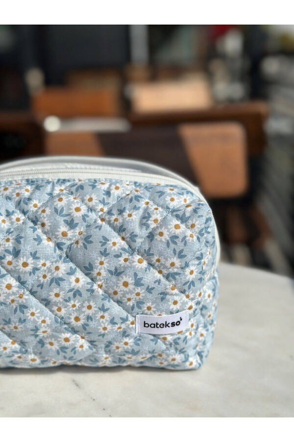 Blue Daisy Pattern Makeup Bag - Large Size - 6