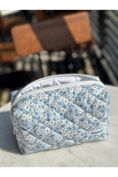 Blue Daisy Pattern Makeup Bag - Large Size - 8