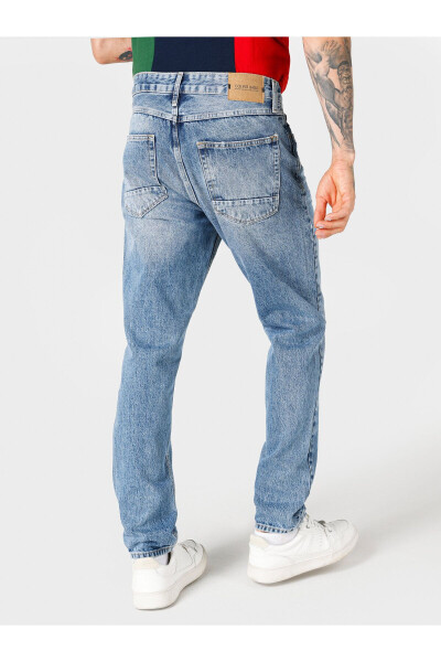 Blue jeans for men. - 2