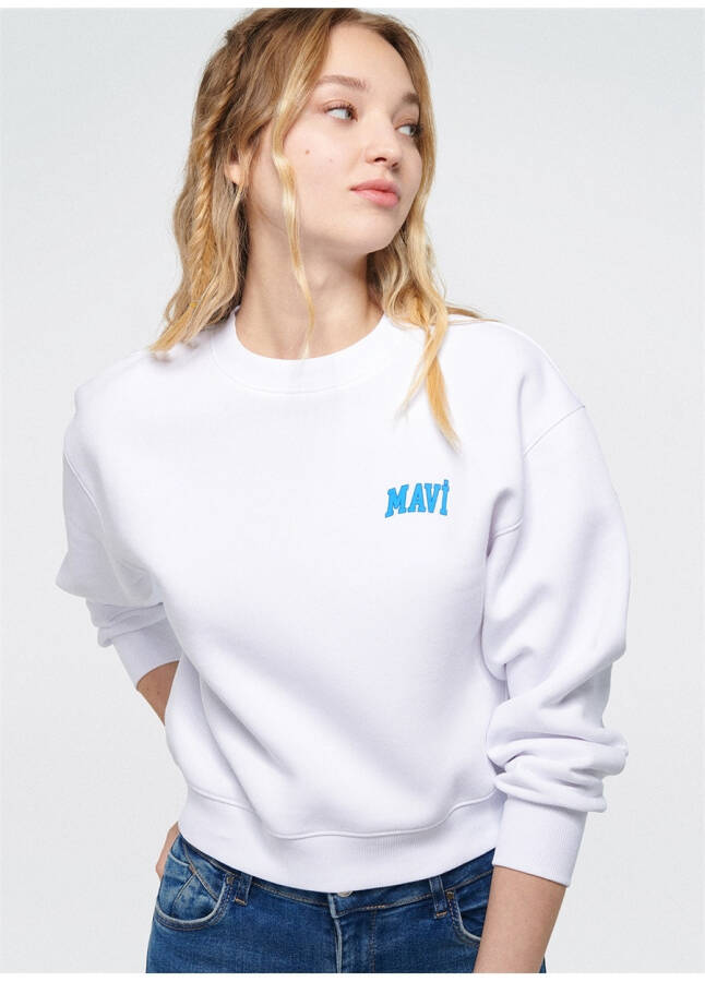 Blue Round Neck White Women's Sweatshirt M1611601-620 LOGO SHORT SWEATSHIRT B - 9