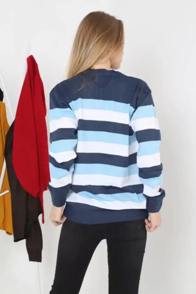 Blue striped crew neck sweater. - 3