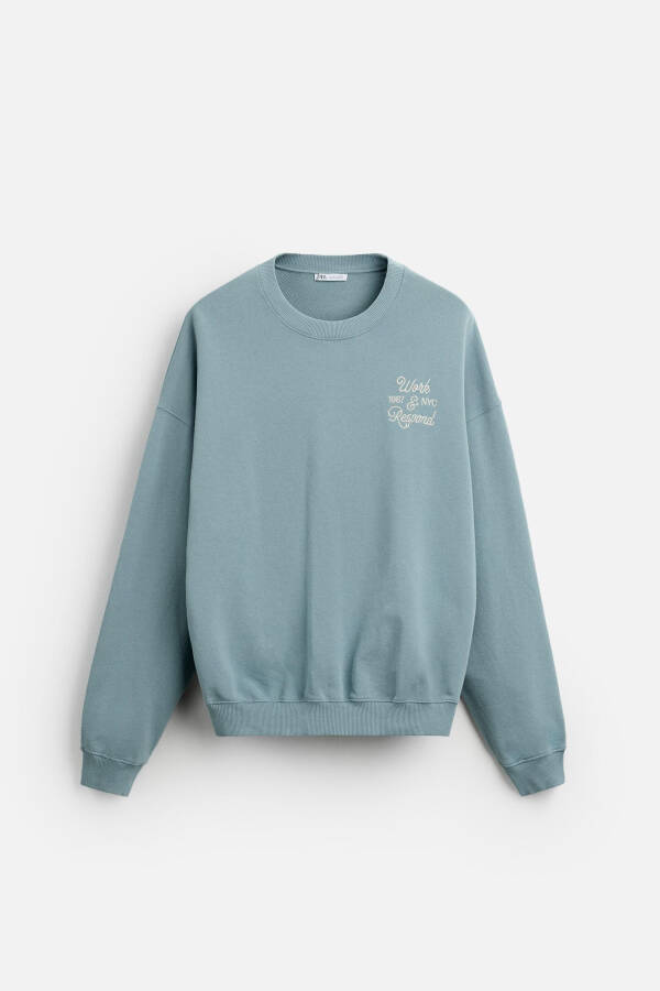 Blue sweatshirt with contrast print - 14