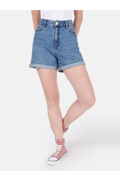 Blue women's shorts - 4