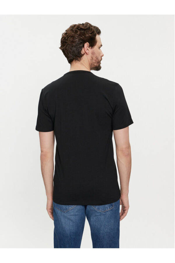 Box Logo Men's Slim Fit T-Shirt - 11