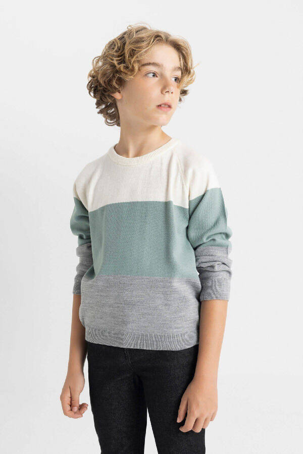 Boys' Bicycle Neck Knit Sweater C8115A824WN - 9