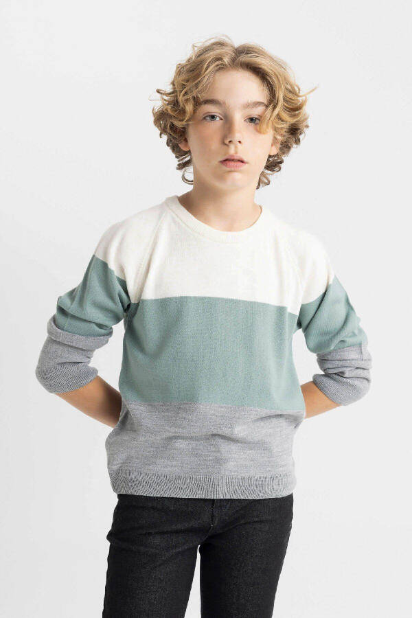 Boys' Bicycle Neck Knit Sweater C8115A824WN - 10