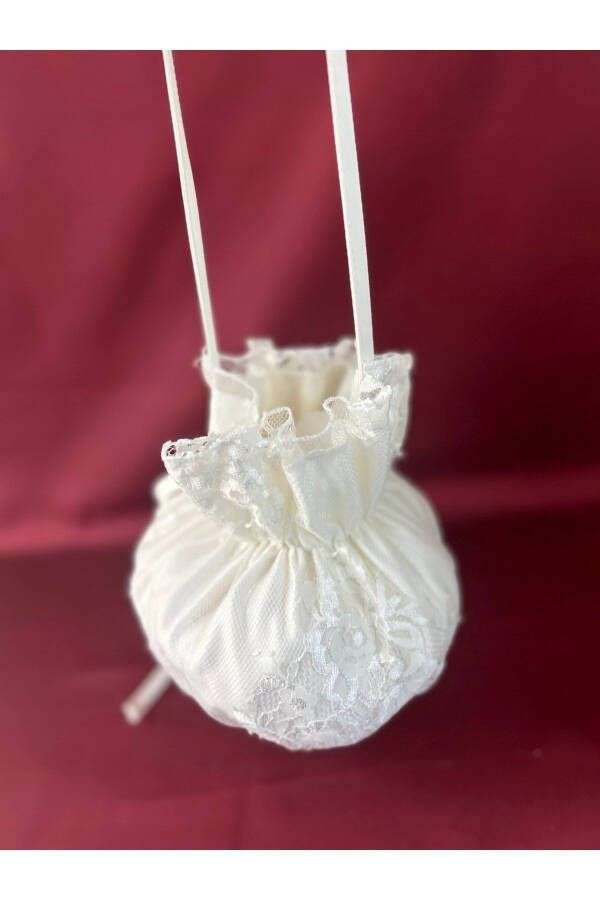 Bridal Jewelry Handbag with Lace Covering - 3