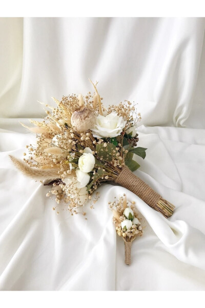 Bride's Bouquet Throwaway and Groom's Boutonniere Set - 3