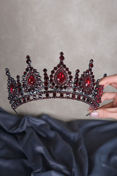 Bride's Henna Crown with Teardrop Crystal Stones - 1