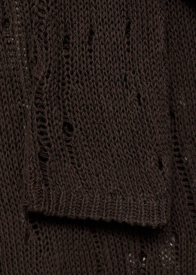 Brown knitted sweater - 16