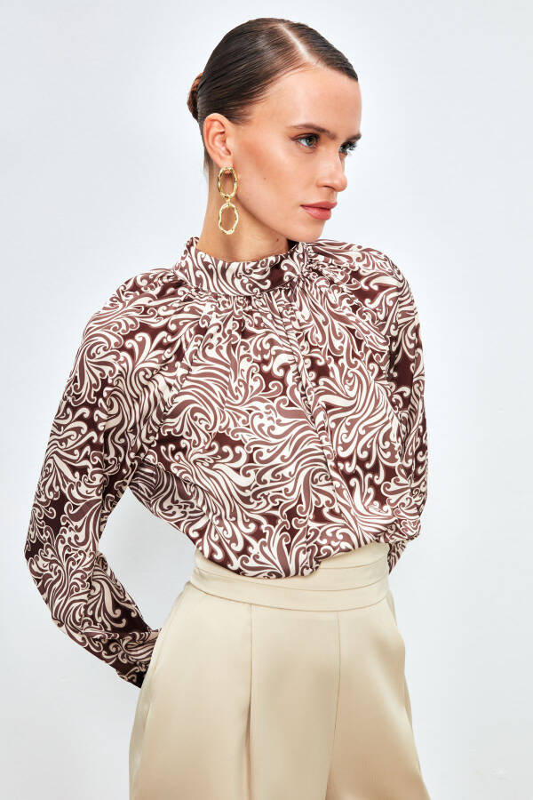 Collared Patterned Blouse - BROWN - 3