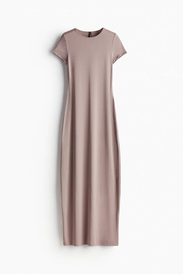 Comfortable and stylish, bodycon jersey dress. - 3