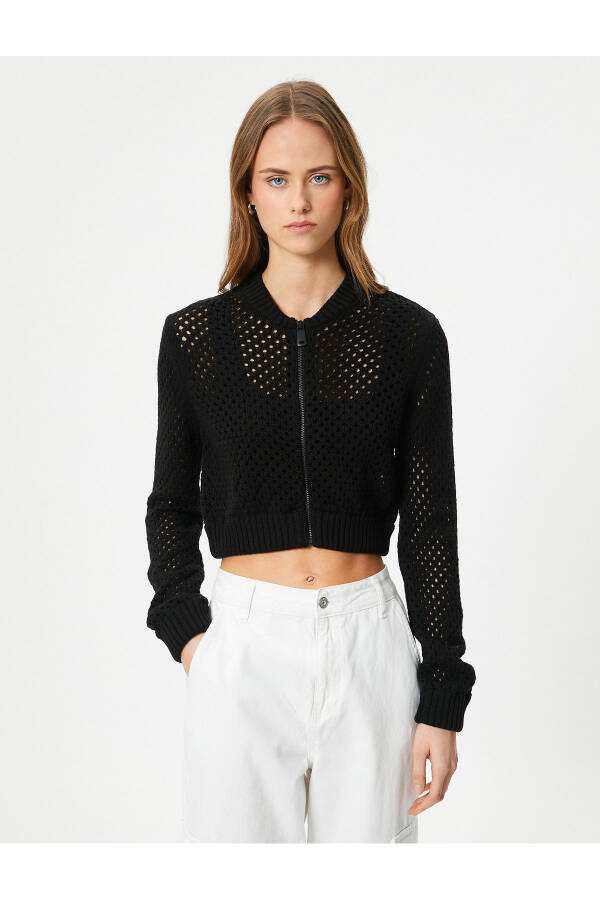 Cropped Knit Cardigan with Lace Detail, Zipper and Cotton Blend - 15