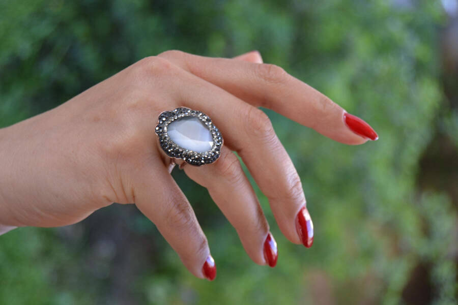 Custom Design Cat's Eye Stone Adjustable Women's Ring - 2