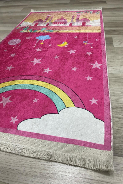 Decorative digital printed non-slip base prayer rug for toddlers. - 4