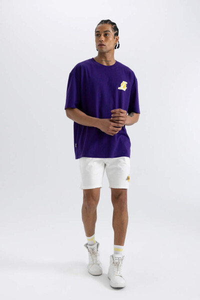 DeFactoFit NBA Los Angeles Lakers Oversize Fit Bisiklet Yaka Kısa Kollu %100 Pamuk Tişört Koyu Mor - 2