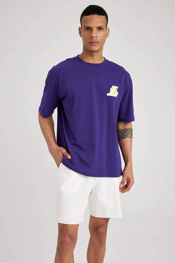 DeFactoFit NBA Los Angeles Lakers Oversize Fit Bisiklet Yaka Kısa Kollu %100 Pamuk Tişört Koyu Mor - 7