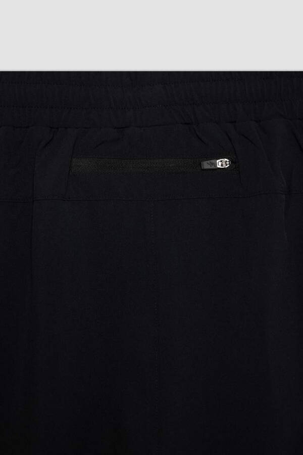 DeFactoFit Slim Fit Athletic Woven Shorts Black - 7