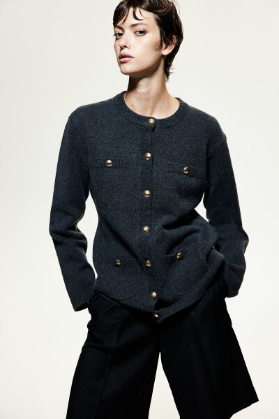 Detailed buttoned cardigan - 1