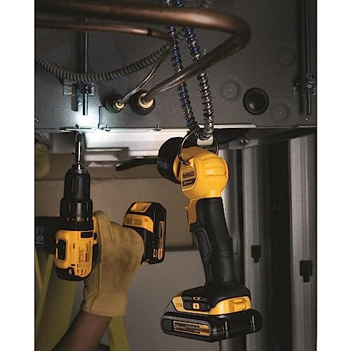 DEWALT 20V MAX* LED Рабочий светильник/фонарь (DCL040) - 10