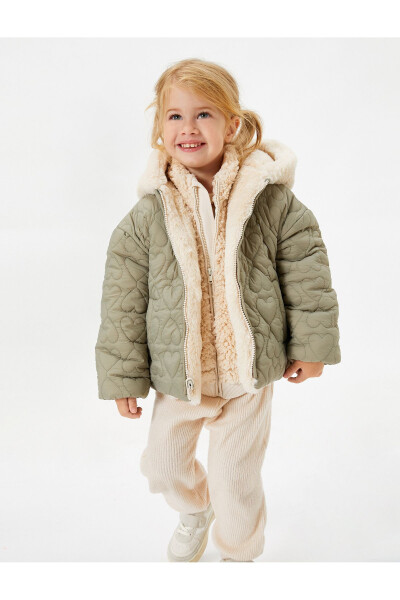 Double-sided plush quilted jacket, hooded and zippered. - 9