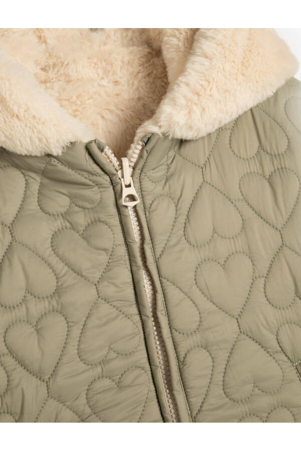 Double-sided plush quilted jacket, hooded and zippered. - 15