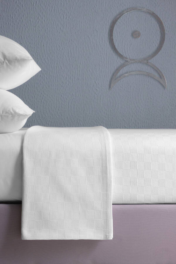 Double White Patterned 100% Cotton Hotel Pike - 200x230 Cm - Soft and Comfortable - 4