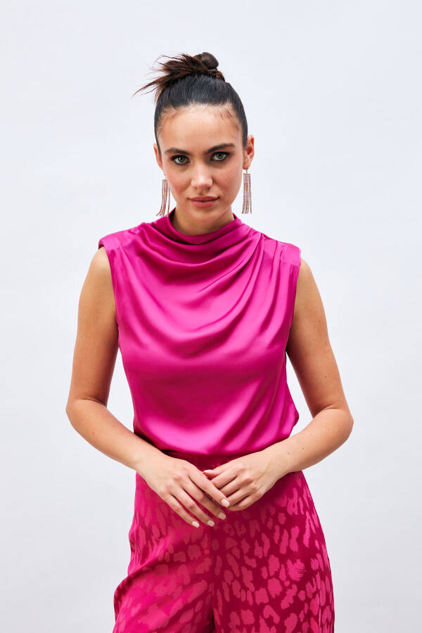 Drape Detaylı Kolsuz Bluz - FUŞYA - 3