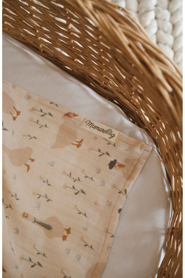 Duck Series 100% Cotton Multipurpose Muslin Blanket Swaddle (95X95 cm.) - 9