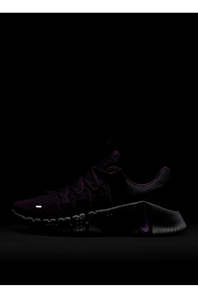 DV3950-500 W NIKE FREE METCON 5 - 5