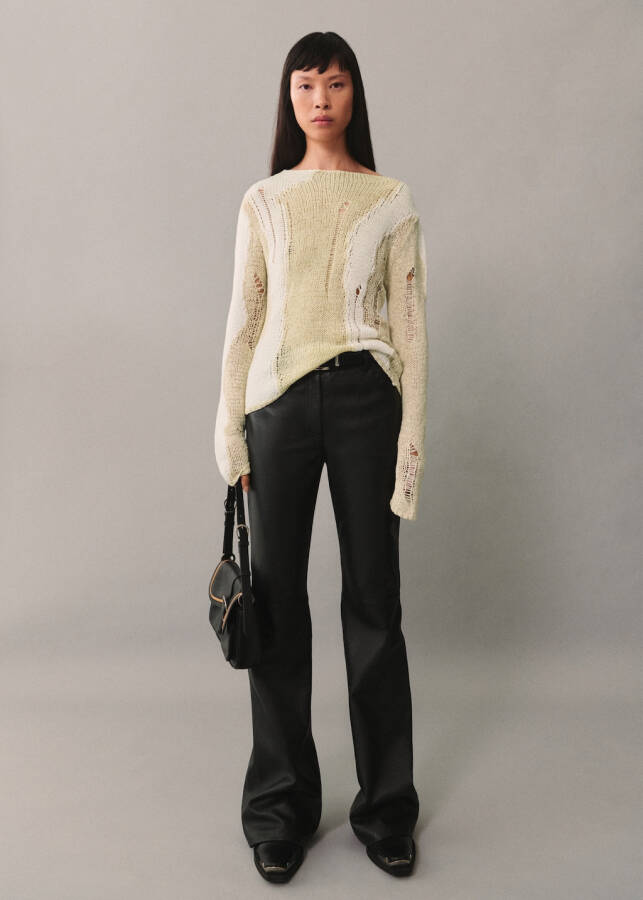 Ecru knitted sweater. - 2