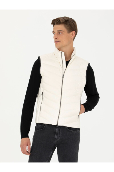 Ecru puffer vest - 2