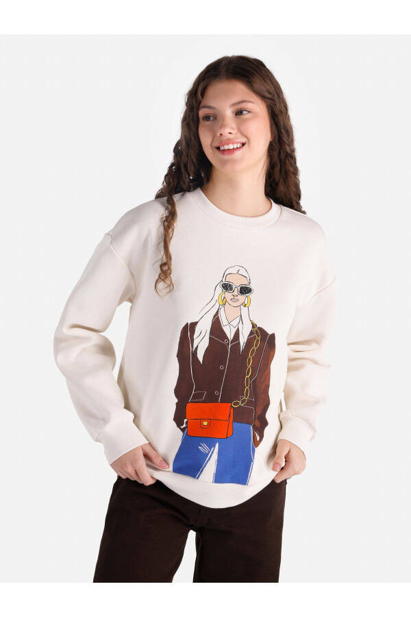 Ekru bisiklet yaka, baskılı kadın sweatshirt - 1