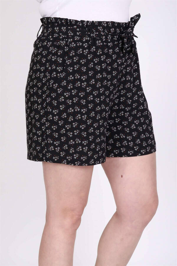 Elastic Waistband and Belt Shorts - 3