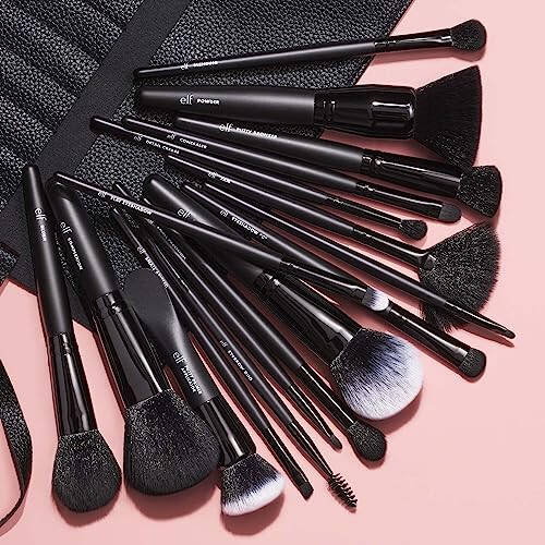 e.l.f. Ultimate Makeup Brush Seti & Seyahat Rulosu, 17 Parça Fırça Seti, Göz Farı, Fondöten, Pudra, Kapatıcı ve daha fazlası için Fırçalar, Vegan & Hayvanlara Zarar Vermeyen - 3