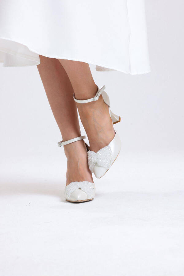 Eliz Knit Bow Detail White Stiletto Wedding Shoes 8.5 Cm - 18