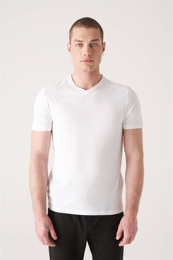 Erkek Beyaz T-shirt %100 Pamuk V Yaka Regular Fit E001001 - 14