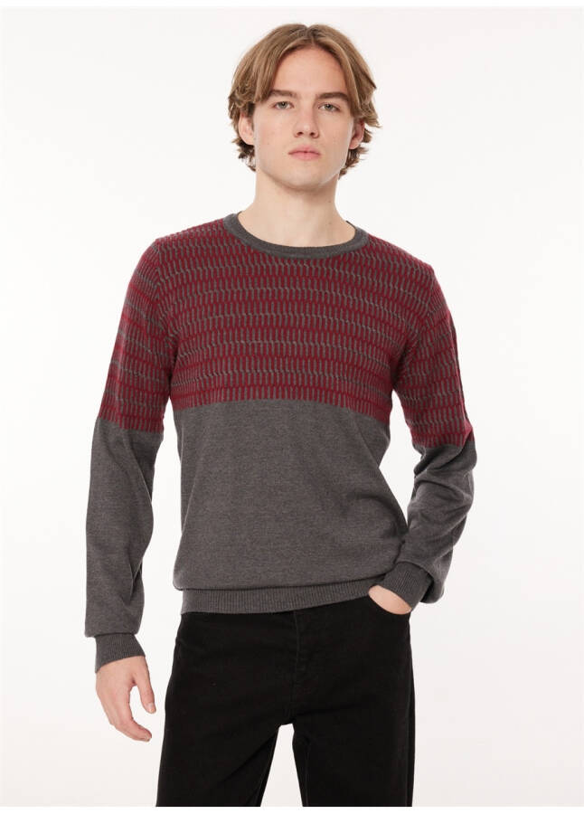 Fabrika Crew Neck Sweater - 8