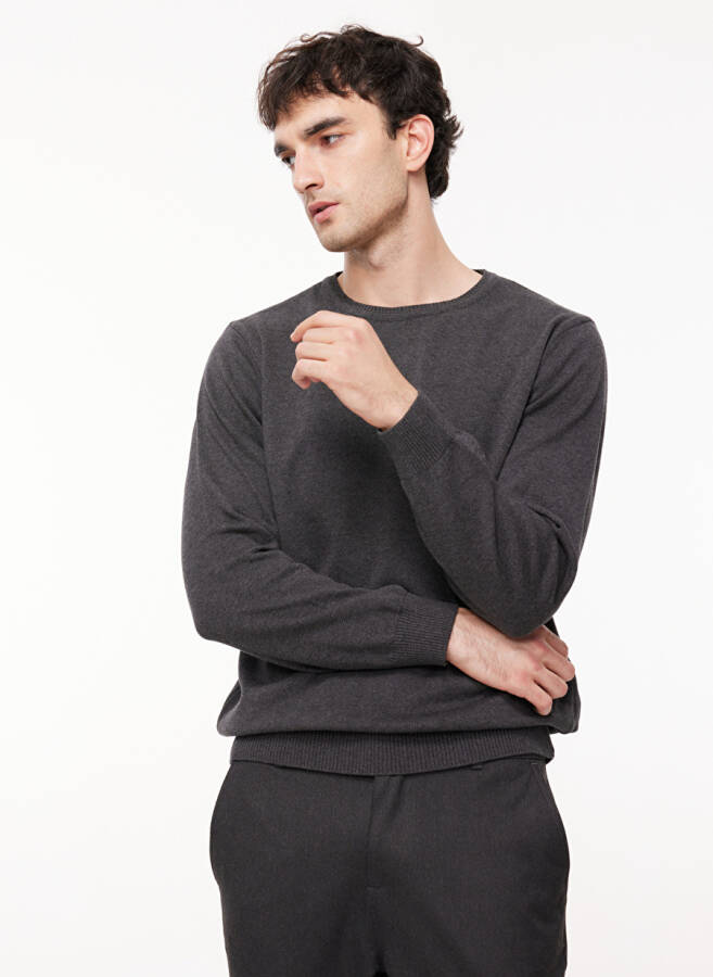 Fabrika Crew Neck Sweater - 3