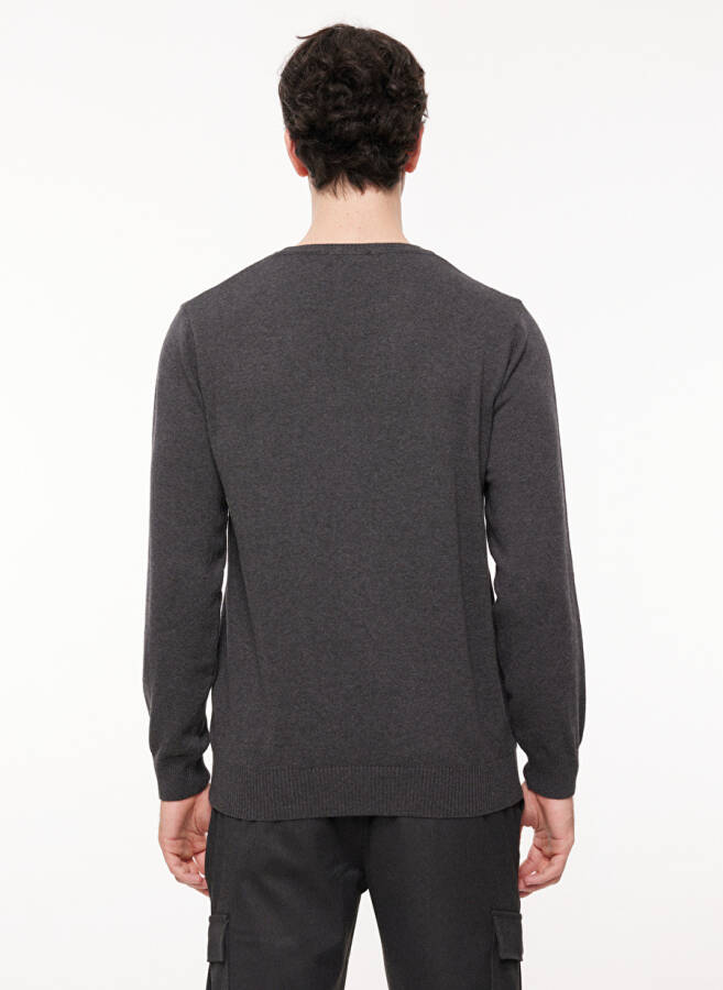 Fabrika Crew Neck Sweater - 5